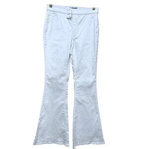 VERSONA White Jeans Size 6 Flared Pull On Stretch Denim NWT